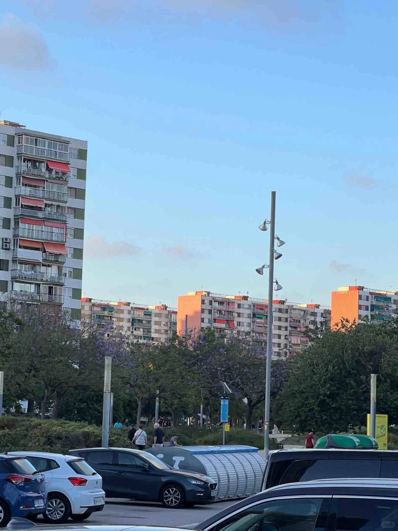 人在欧洲，不是通州