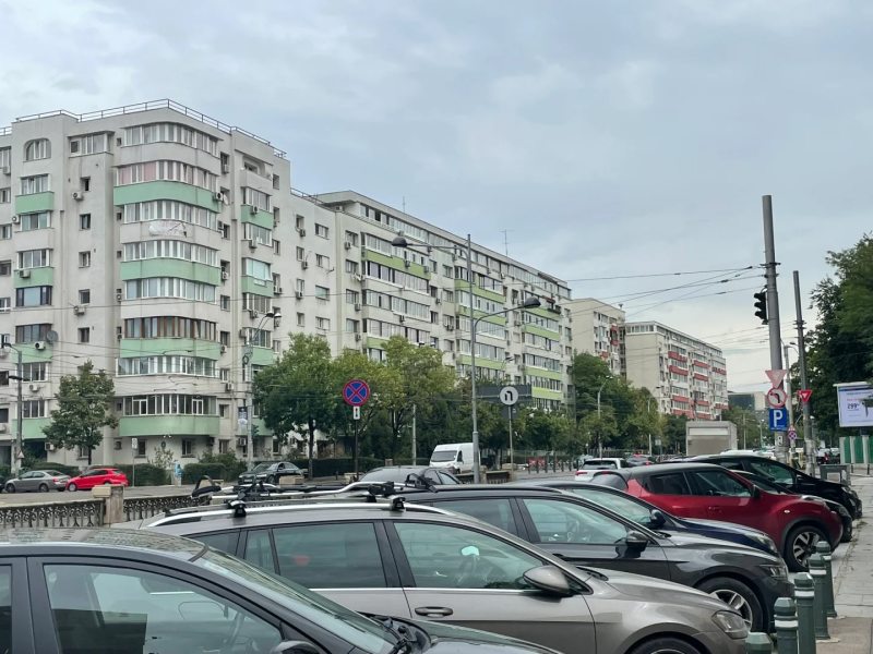 人在欧洲，不是通州