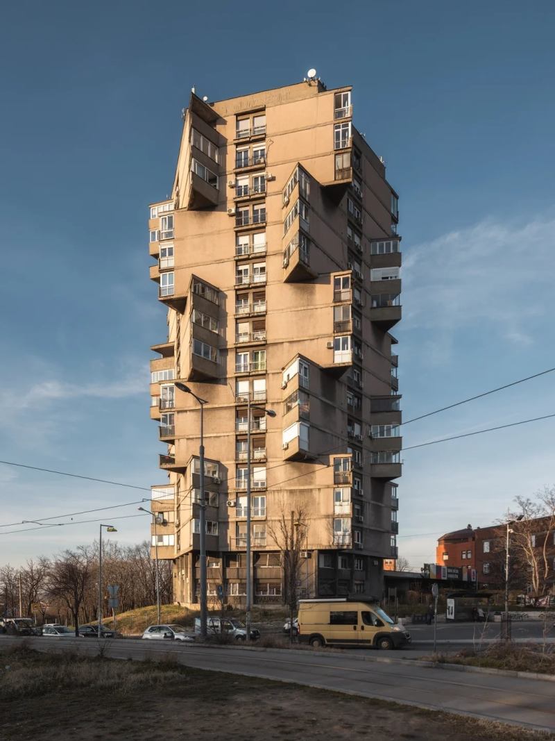 为寻找粗野主义,我飞了趟塞尔维亚