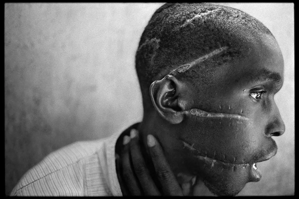 美国著名战地摄影记者詹姆斯·纳赫特韦:摄影是真相的见证